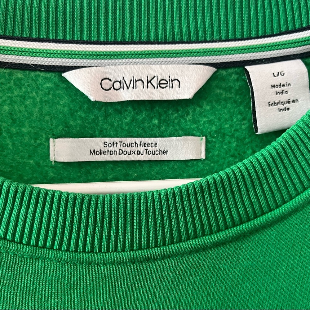 NWOT: Calvin Klein Long Sleeve Crewneck Sweater - Picture 3 of 4